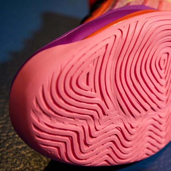 XG Rubber+ buitenzool van de Mizuno Wave Luminous Elite