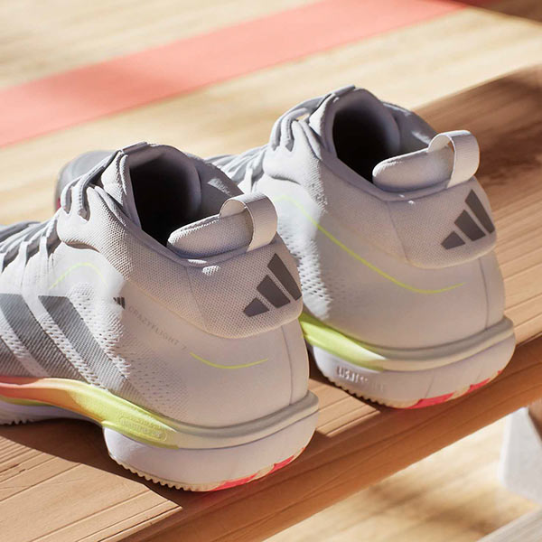 adidas Crazyflight 7 Handballschuh Fersenansicht mit verstärkter Fersenkonstruktion